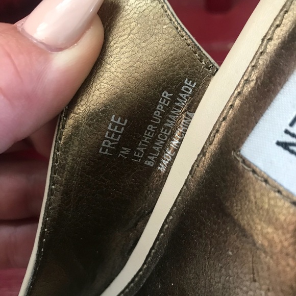 Steve Madden Nude Peep Toe Sling Backs Freee 7 - Picture 4 of 4